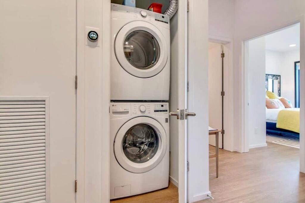 Stylish Downtown Condo W/ Pool & Parking Nashville Exterior foto